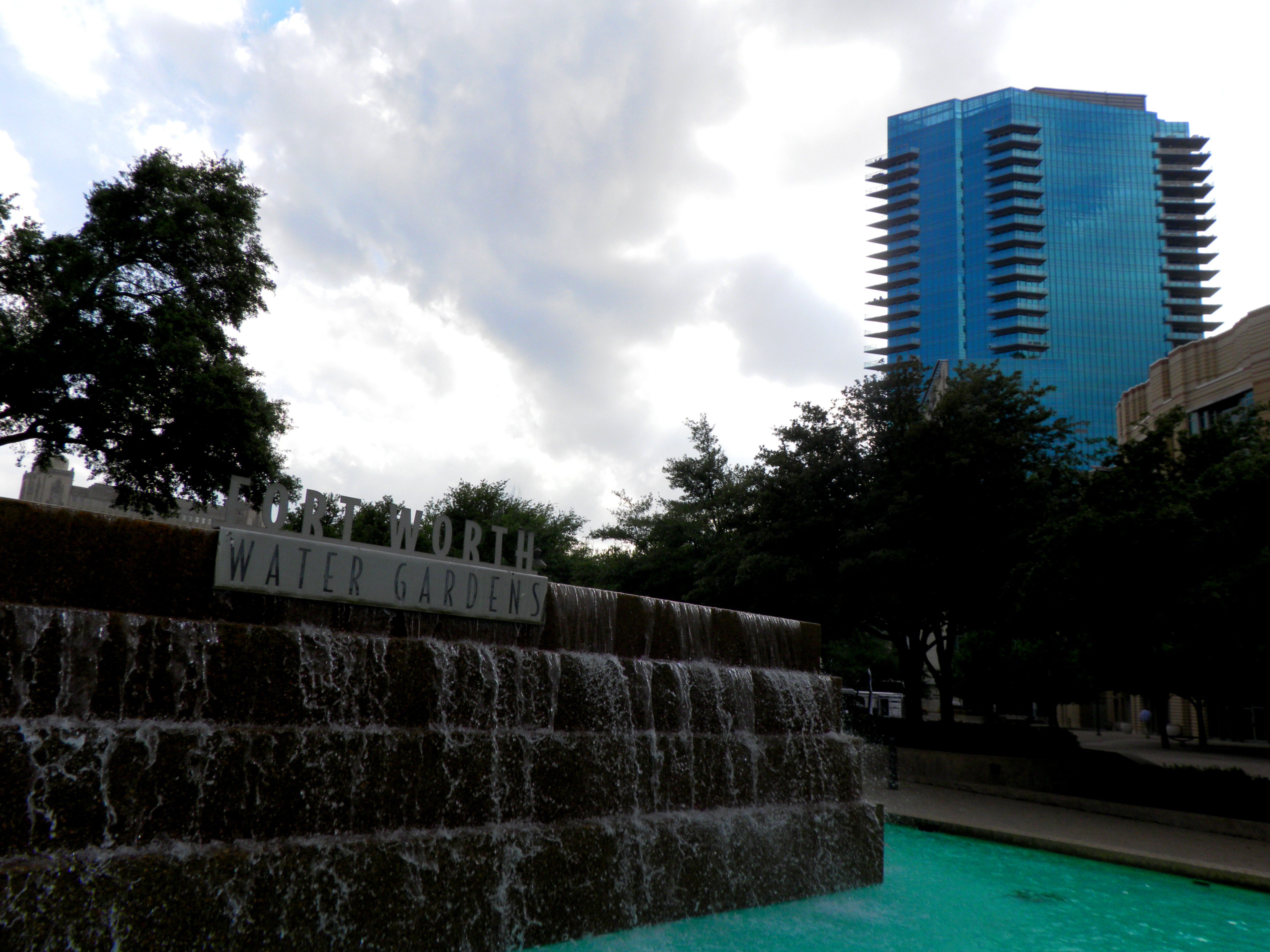Fort Worth S Water Gardens An Oasis Amid A Concrete Jungle